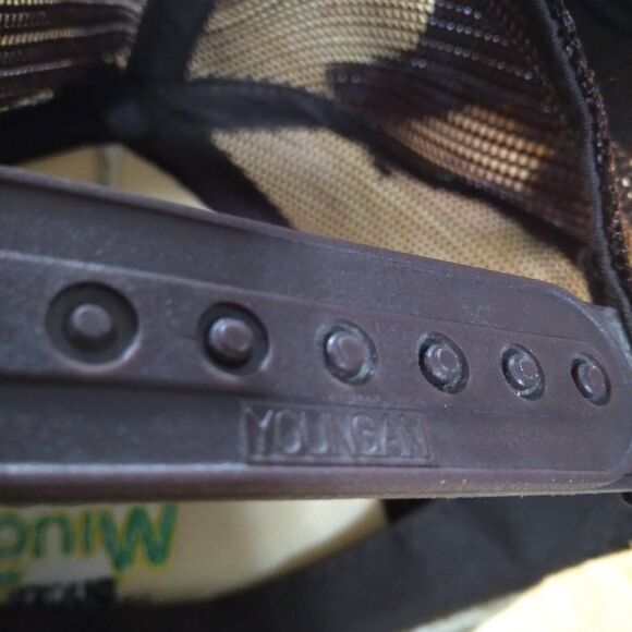 Vintage Ducks Unlimited Green Wing Camouflage Trucker Snap Back Hat - Picture 10 of 10